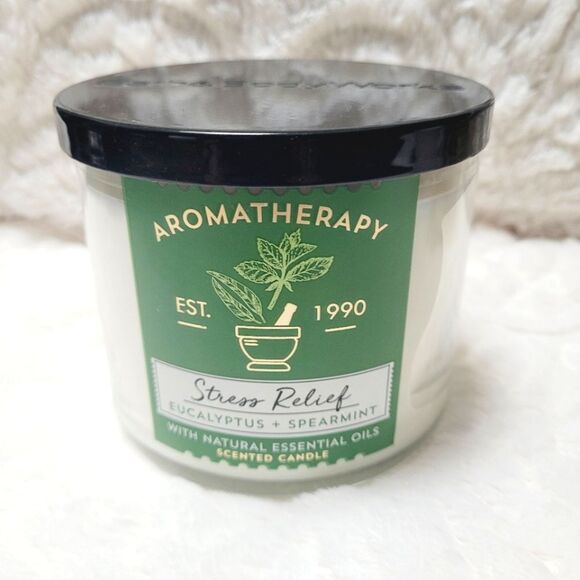 BBW Aromatherapy Stress Relief Eucalyptus and Spearmint 3 Wick Candle New - Picture 1 of 8